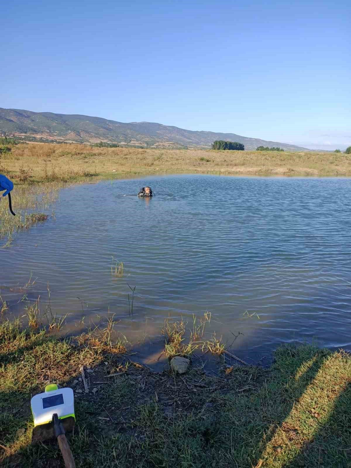 Serinlemek için gittiği gölette hayatını kaybetti