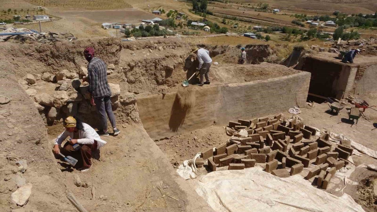 36 yıldır süren kazılar Urartu tarihine ışık tutuyor