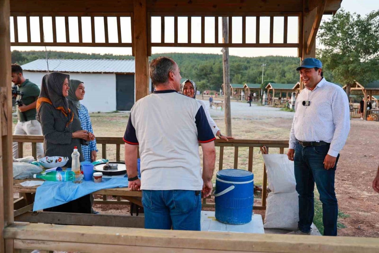Başkan Çakın, Yeşil Karaağaç Doğal Yaşam Merkezi’nde vatandaşlarla buluştu