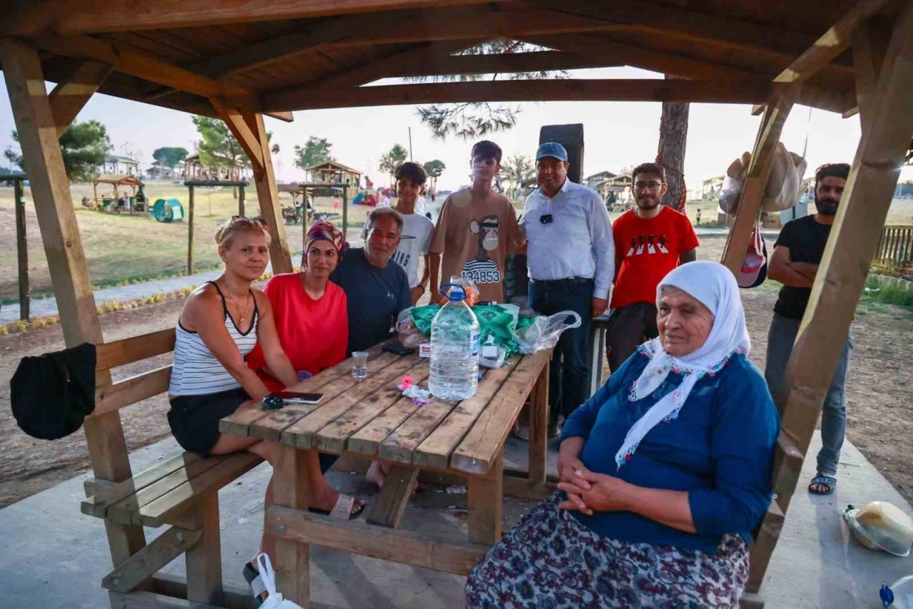 Başkan Çakın, Yeşil Karaağaç Doğal Yaşam Merkezi’nde vatandaşlarla buluştu