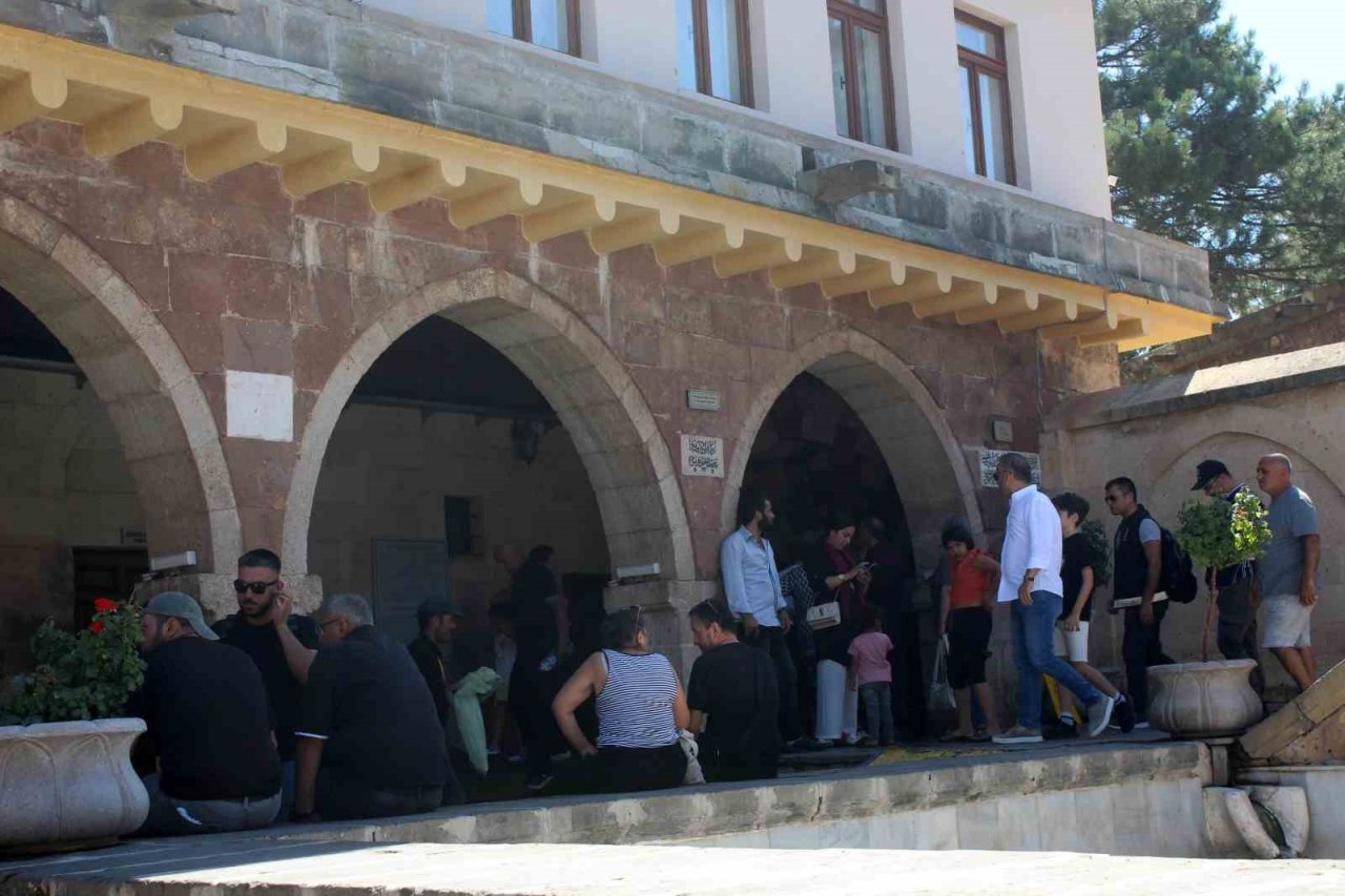 Hacıbektaş’ı 1 haftada 135 bin kişi ziyaret etti