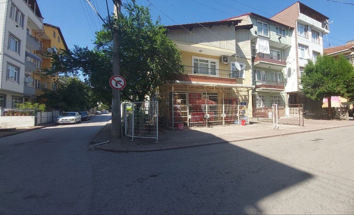 Mahalleli nöbet tuttu, yine tacize gelince ortalık karıştı