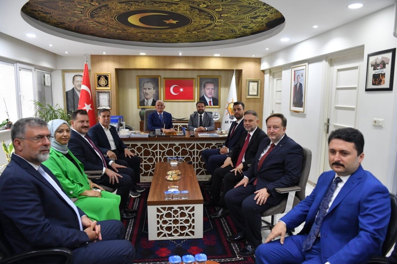 AK Parti Genel Başkan Yardımcısı Yılmaz: "AK Parti siyaseti, millete hizmetkar olma siyasetidir"