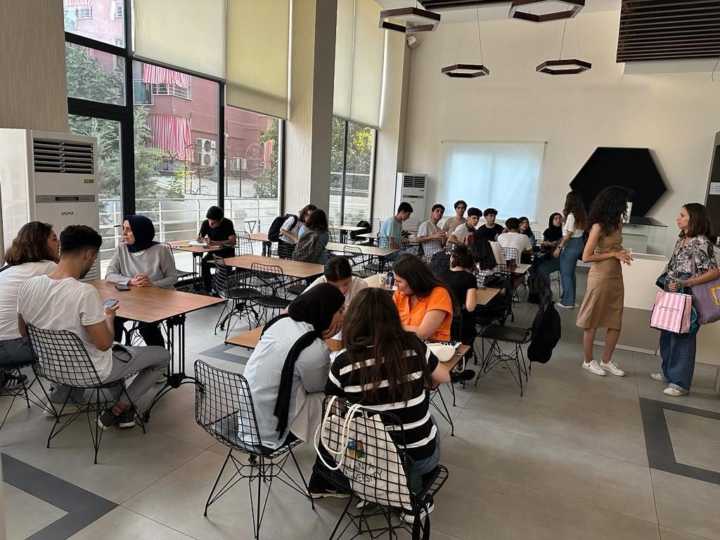 Alanya Belediyesi Destek Eğitim Kurslarından YKS başarısı