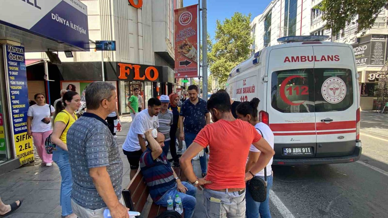 Koşarken motosiklet çarptı