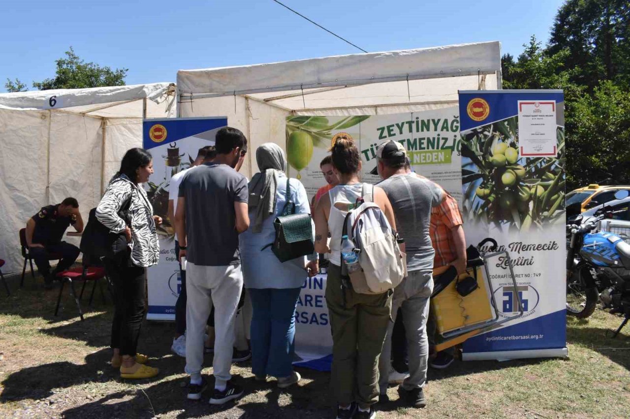Aydın Memecik Zeytinyağı, Artvin’de yoğun ilgi gördü