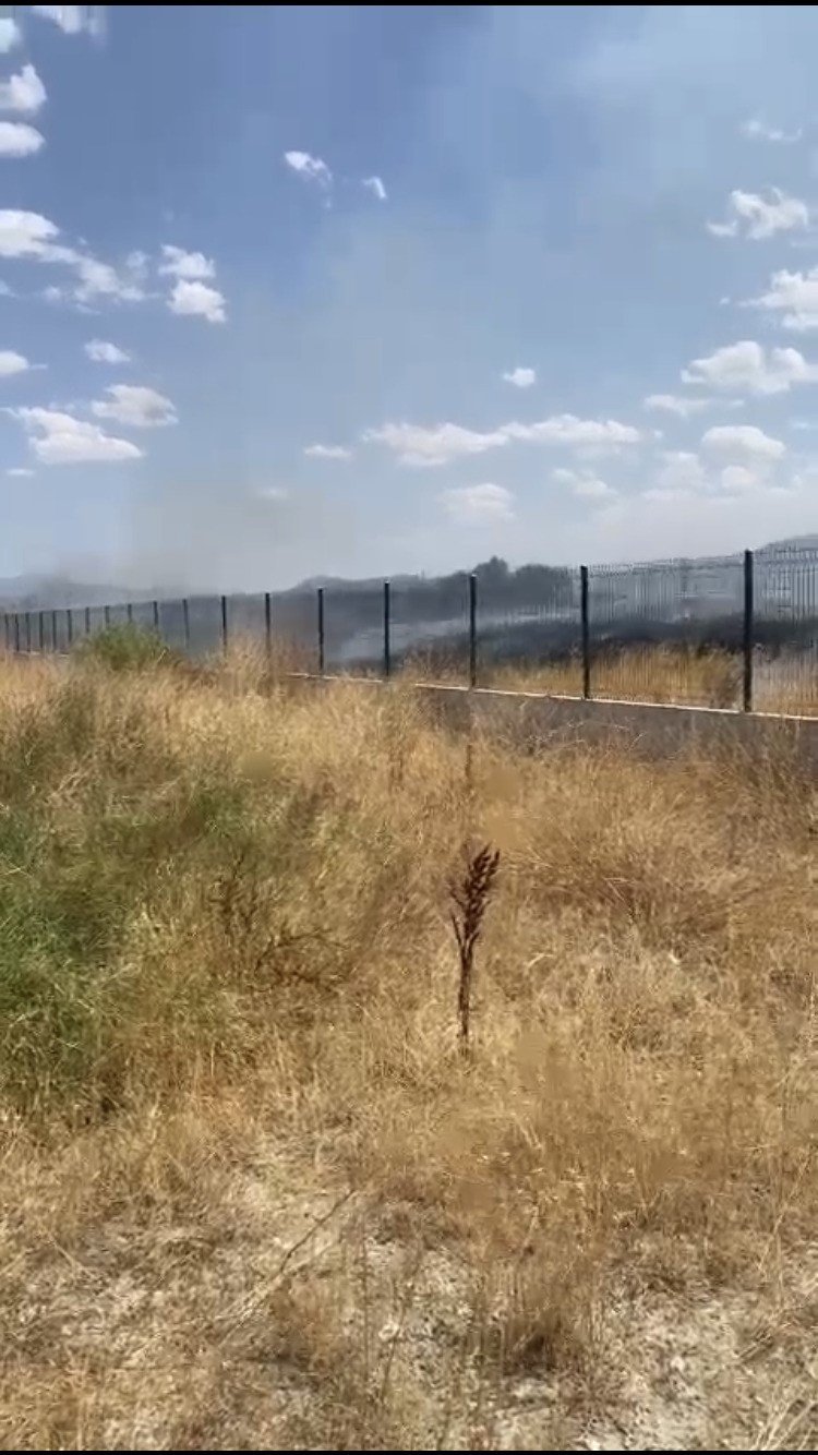 Gölhisar’da 10 dönüm otluk arazi yandı