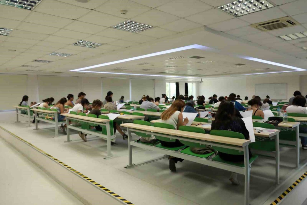 Geleceğin sanatçıları DEÜ’lü olmak için yarışıyor