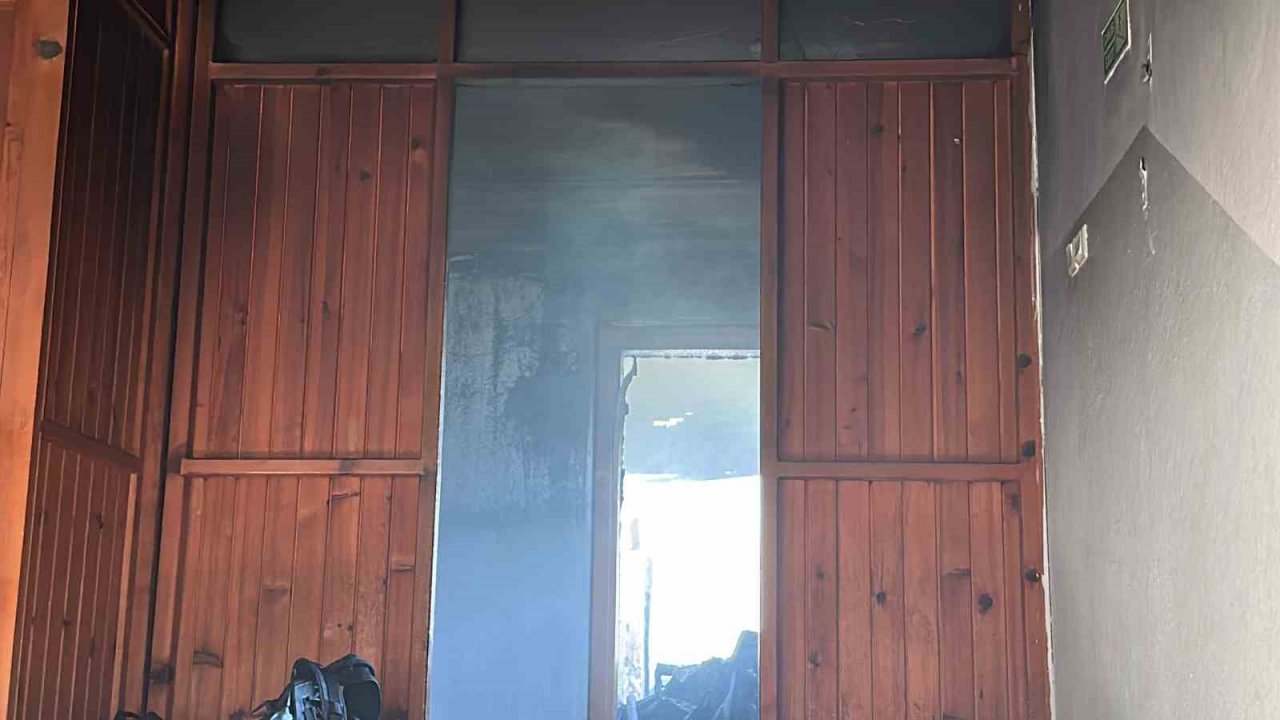 Okulda çıkan yangın korkuttu