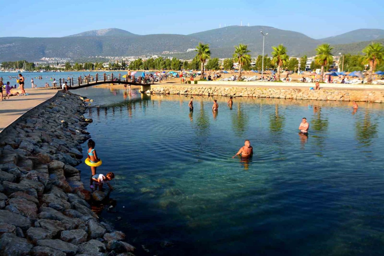 Akbük’ün tarihi şifalı su kaynağı ‘Soğuk Su’, tatilcilerin ilgisini çekiyor