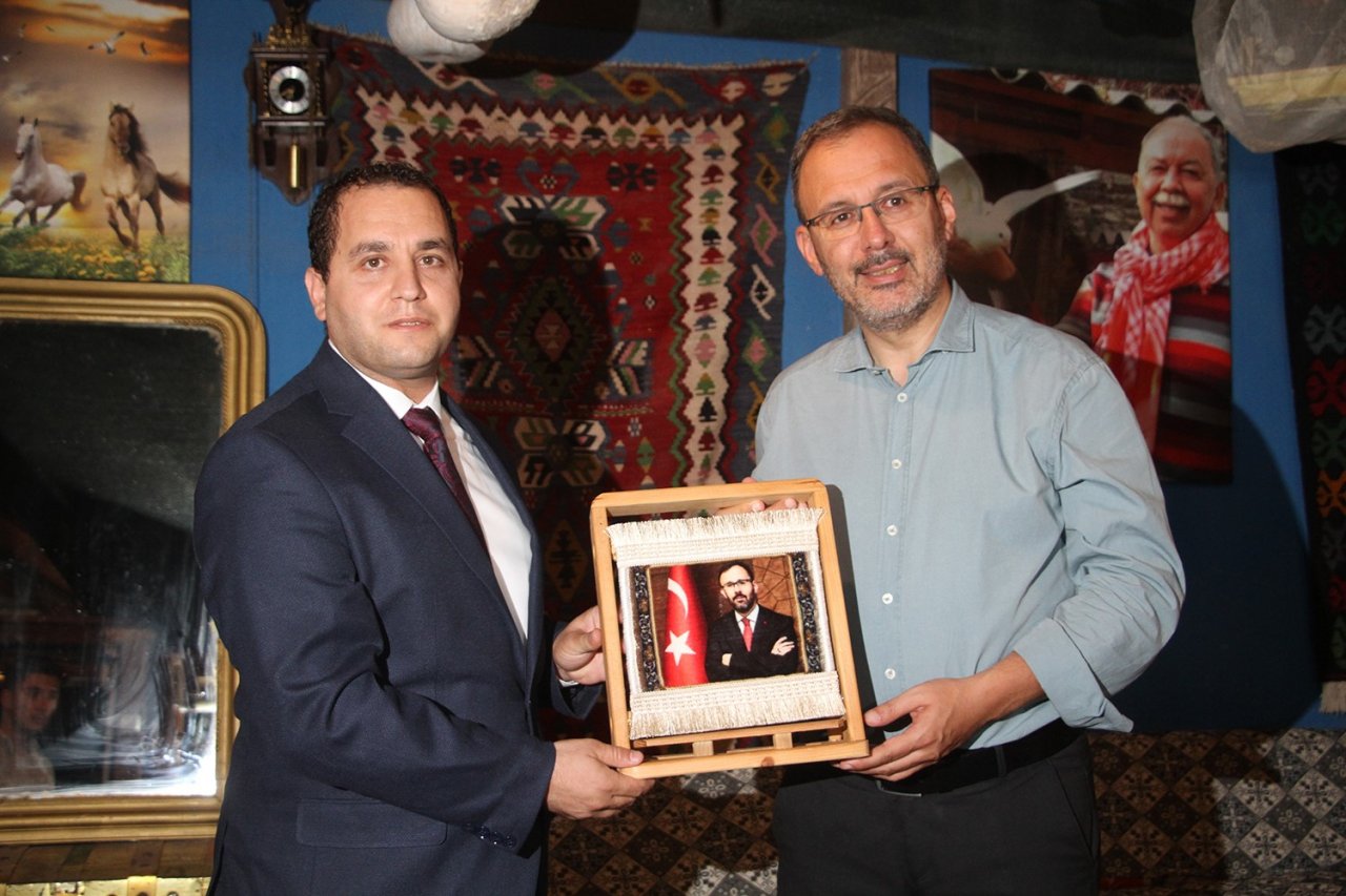 Eski Bakan Kasapoğlu memleketi Kula’yı ziyaret etti