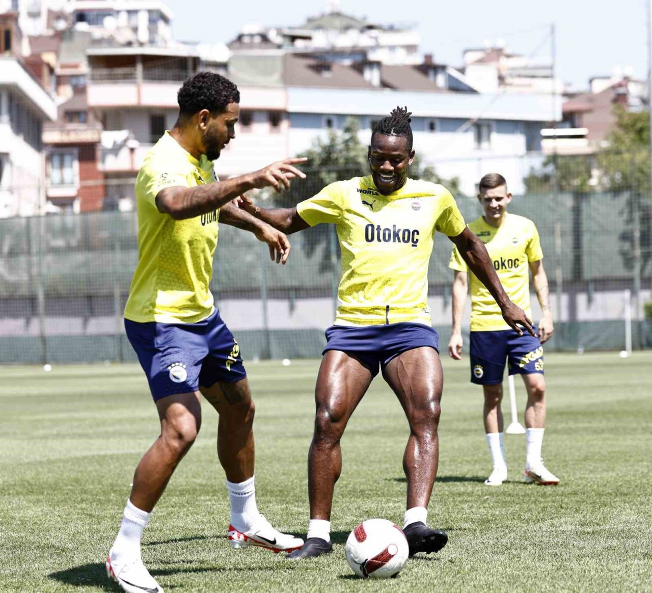 Fenerbahçe, Twente maçı hazırlıklarına başladı