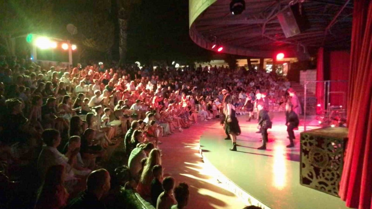 Fethiye’de Gündüz Güneş , Gece Eğlence