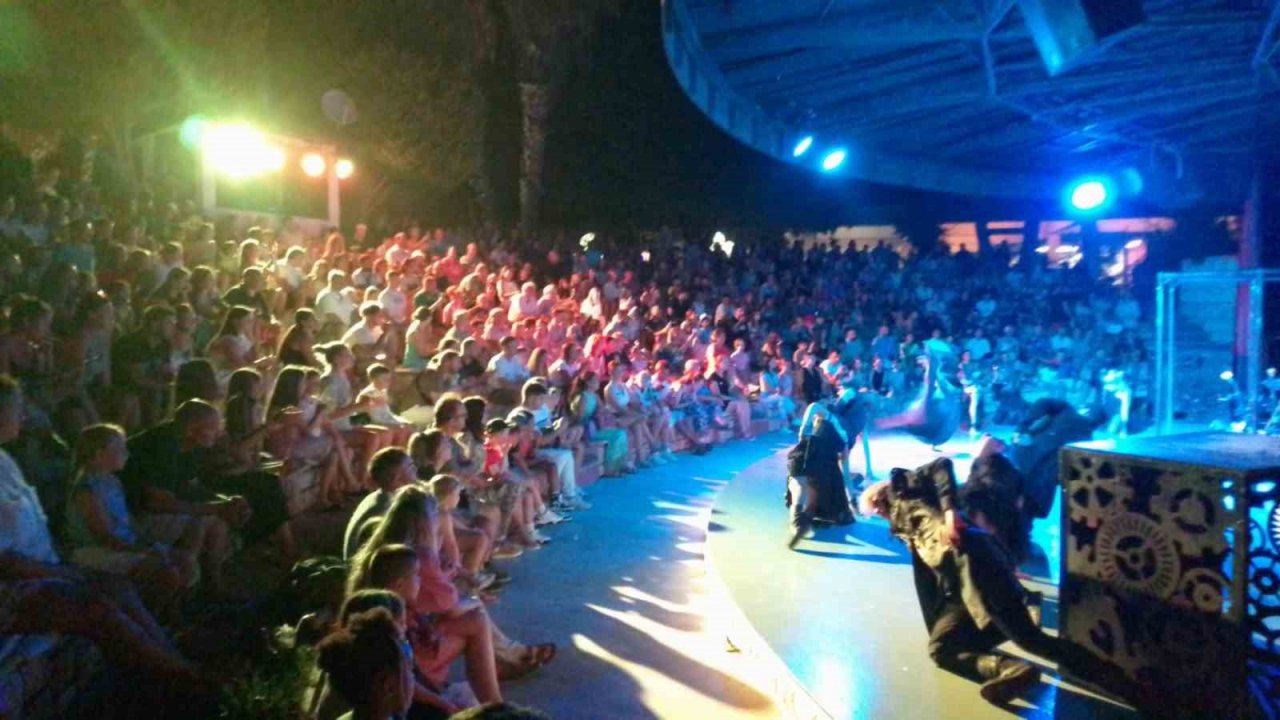 Fethiye’de Gündüz Güneş , Gece Eğlence