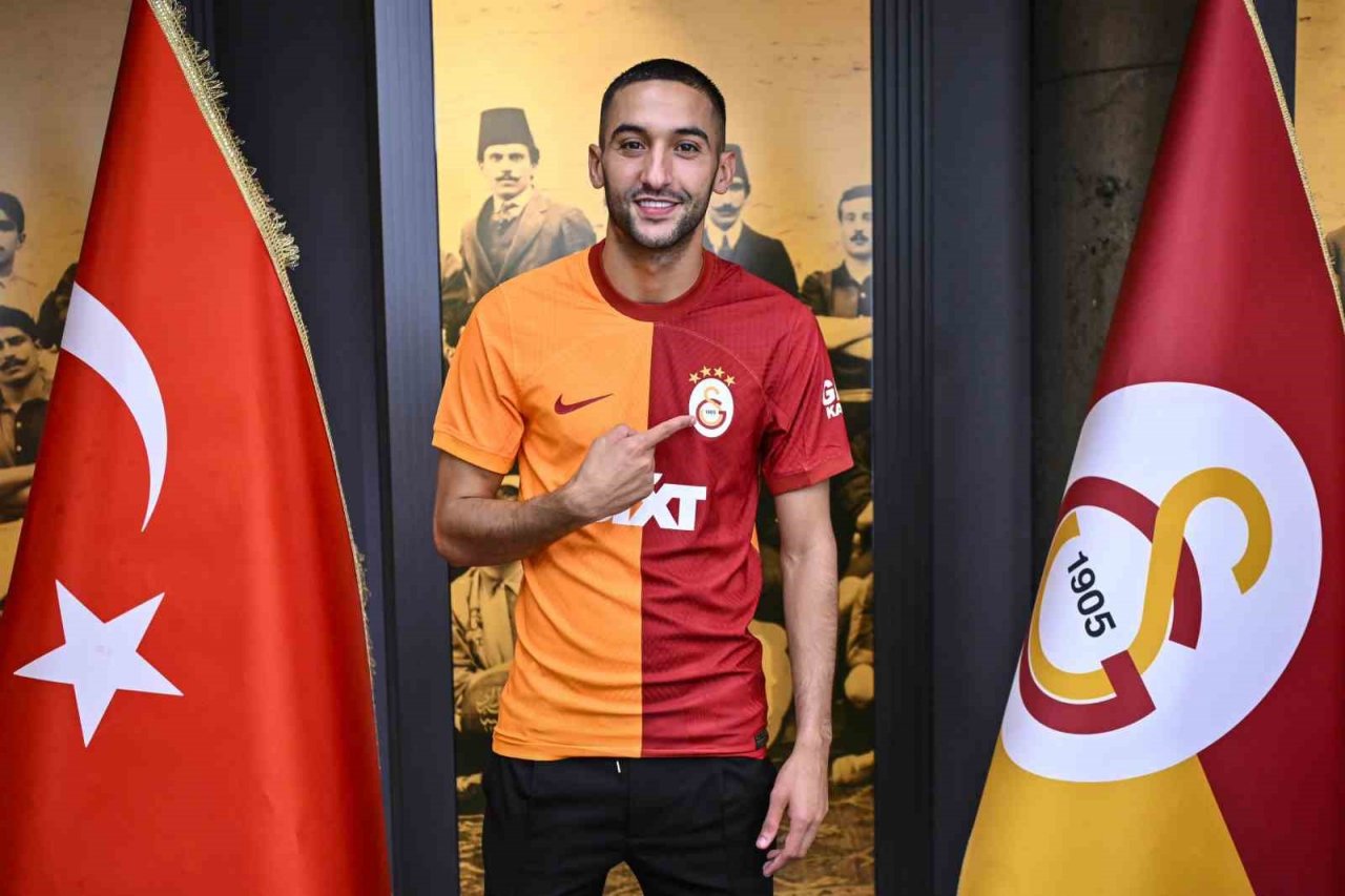 Galatasaray, Hakim Ziyech’in lisansını çıkardı