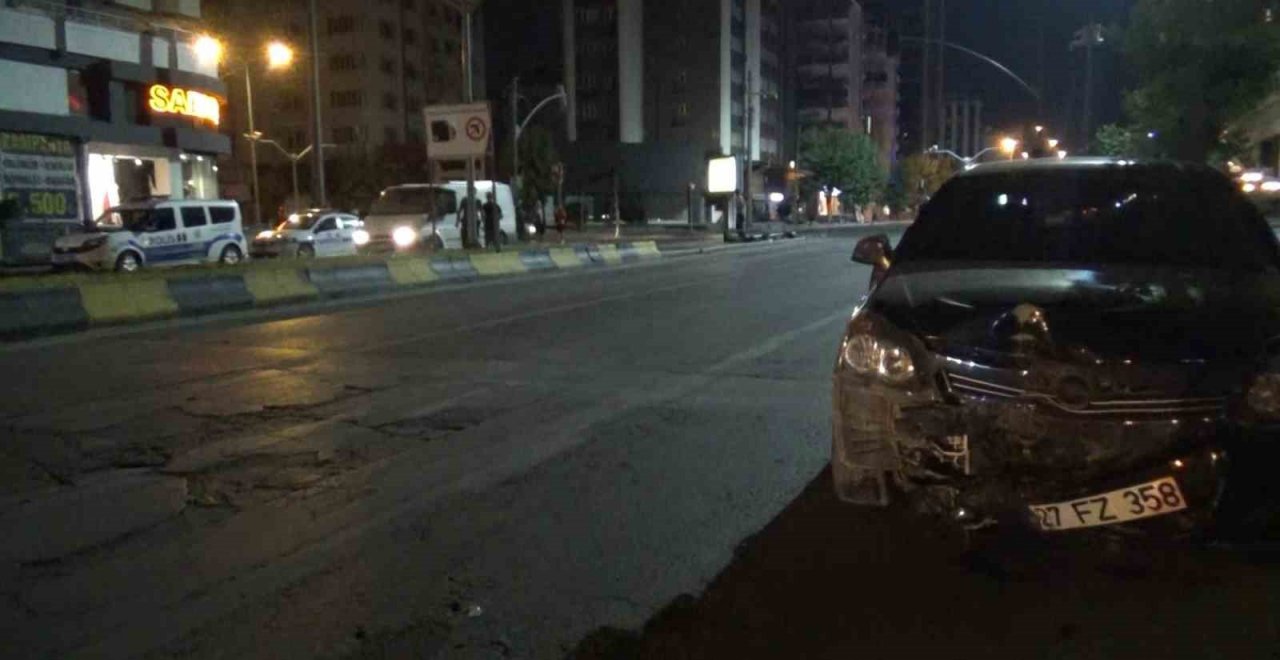 Gaziantep’te araç yayaya çarptı: 4 yaralı