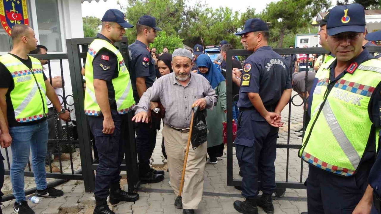 İtalya’ya gitmeye çalışan 270 göçmen Manavgat’ta tekneye binmeden yakalandı