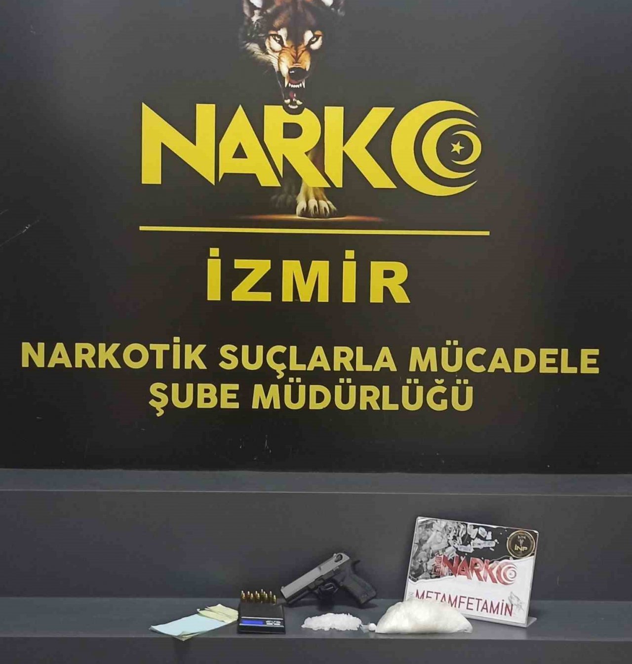 İzmir’de 50 uyuşturucu operasyonunda 25 tutuklama