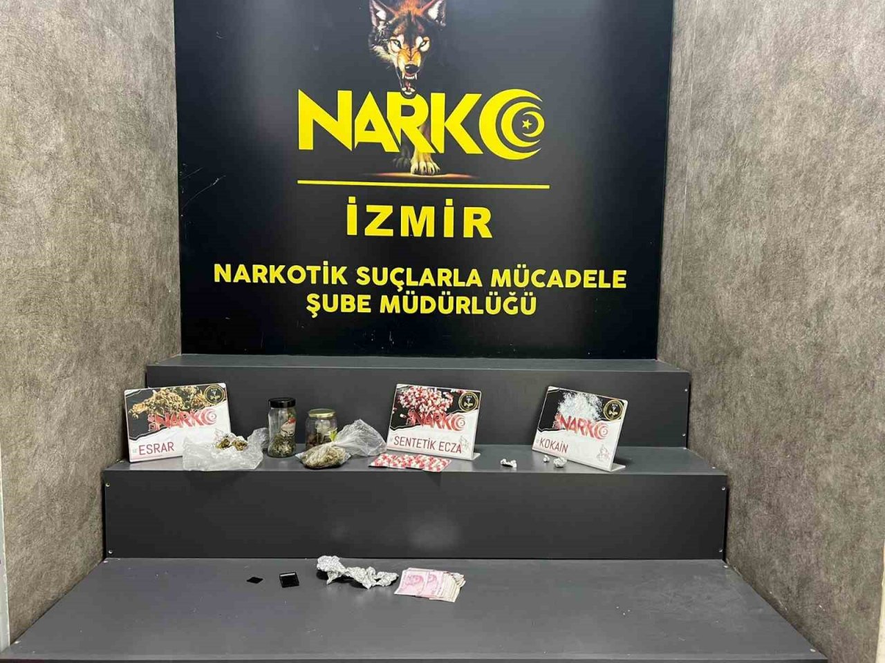 İzmir’de 50 uyuşturucu operasyonunda 25 tutuklama