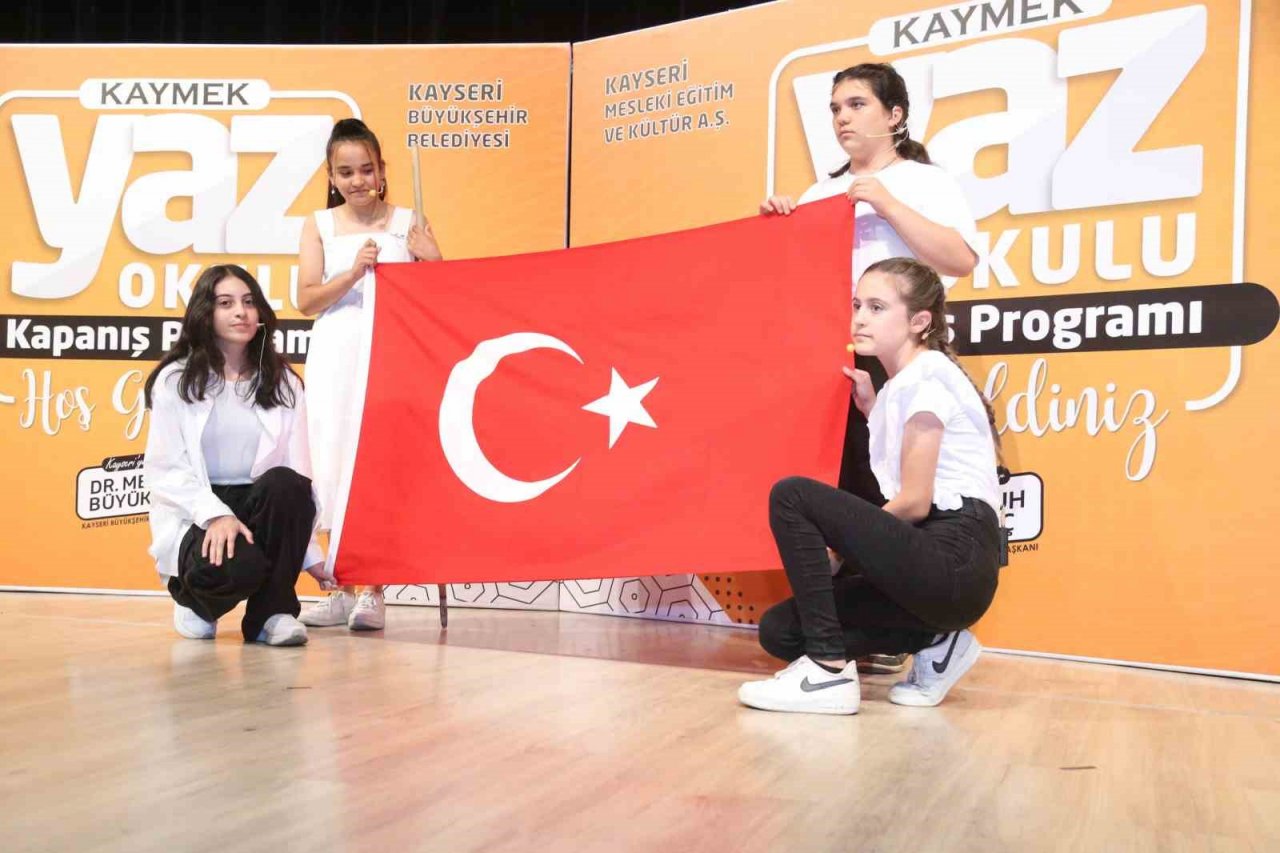 KAYMEK Yaz Okulu’ndan Muhteşem Kapanış Programı