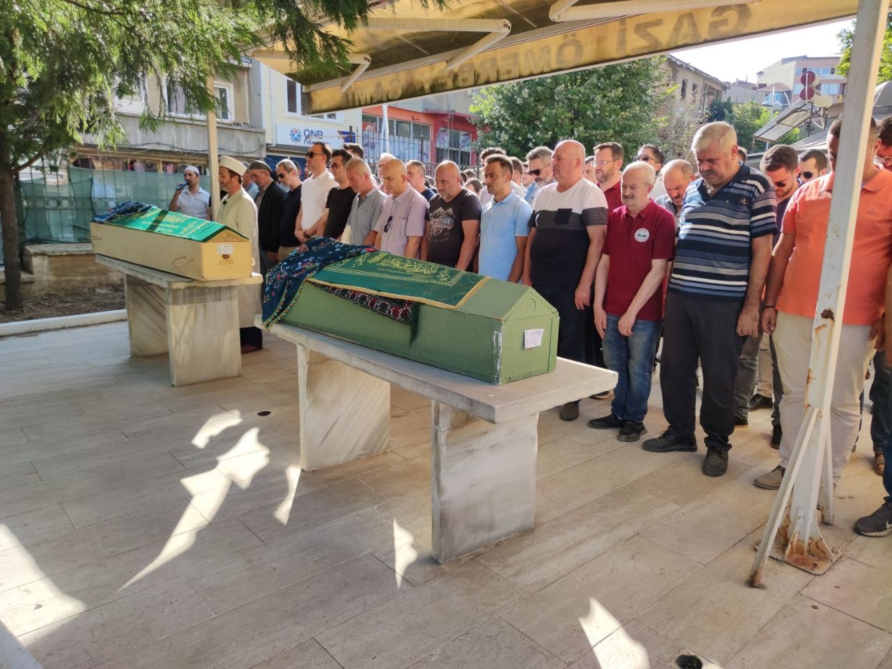 Tekirdağ’da feci kazada ölen anne ve bebeği toprağa verildi