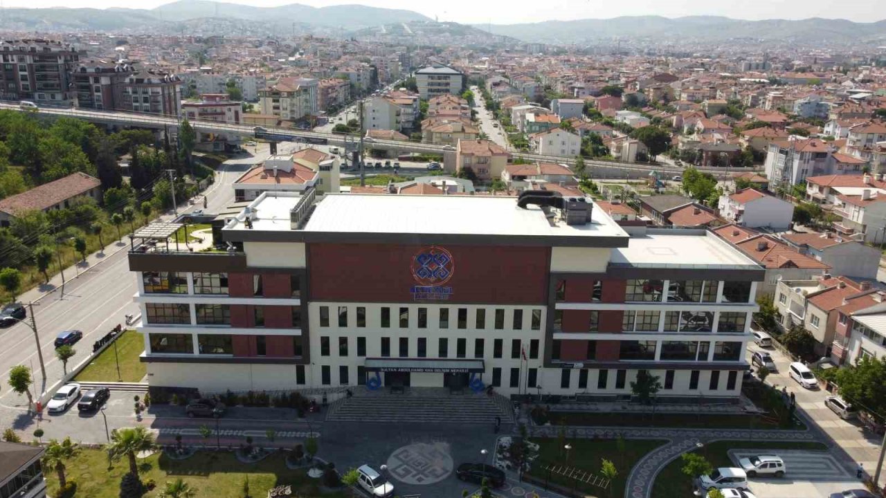 Altıeylül Belediyesi, kendi elektriğini GES’ten üretiyor