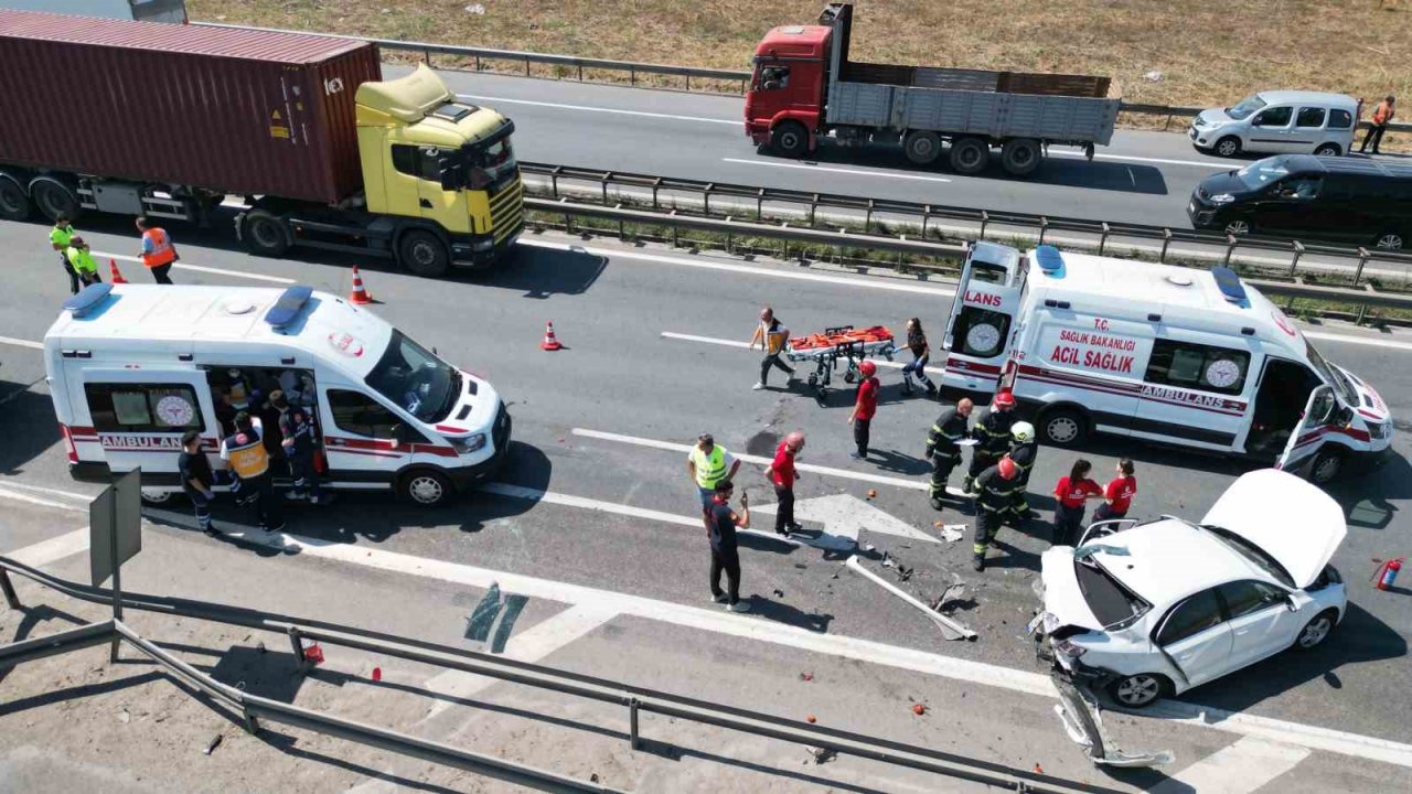 TEM Otoyolu’nda iki ayrı kaza