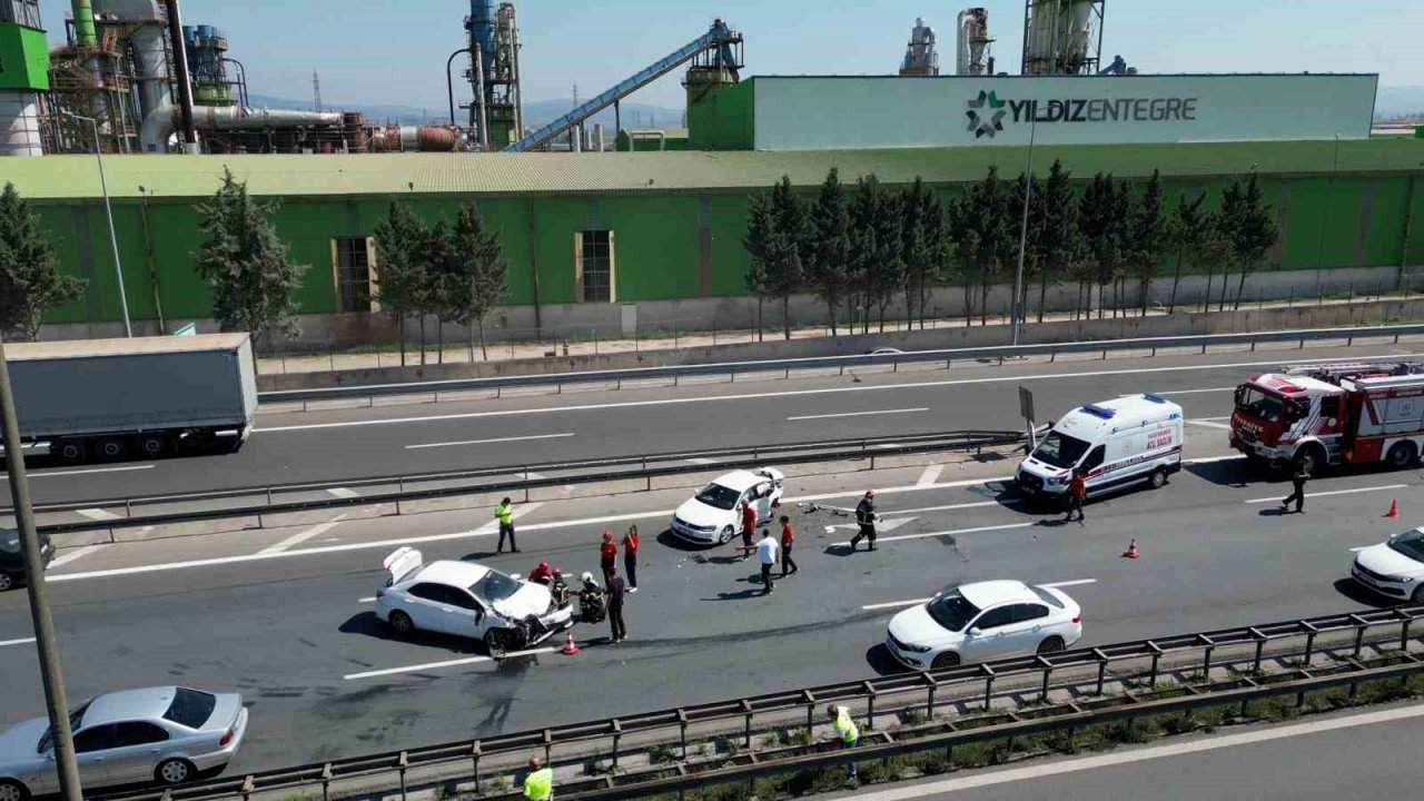 TEM Otoyolu’nda iki ayrı kaza