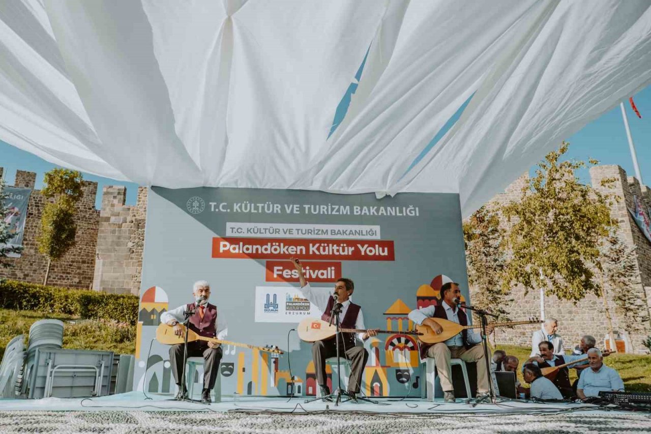Erzurum’da festival coşkusu sürüyor
