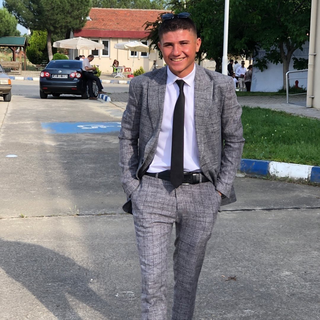 Güreşçilerin olduğu otomobil kaza yaptı: 4 ölü 1 ağır yaralı