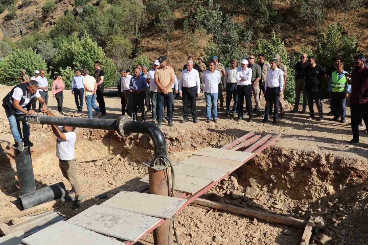 Vali Kızılkaya HESKO Kaptajı İçmesuyu ana kaynağında incelemelerde bulundu