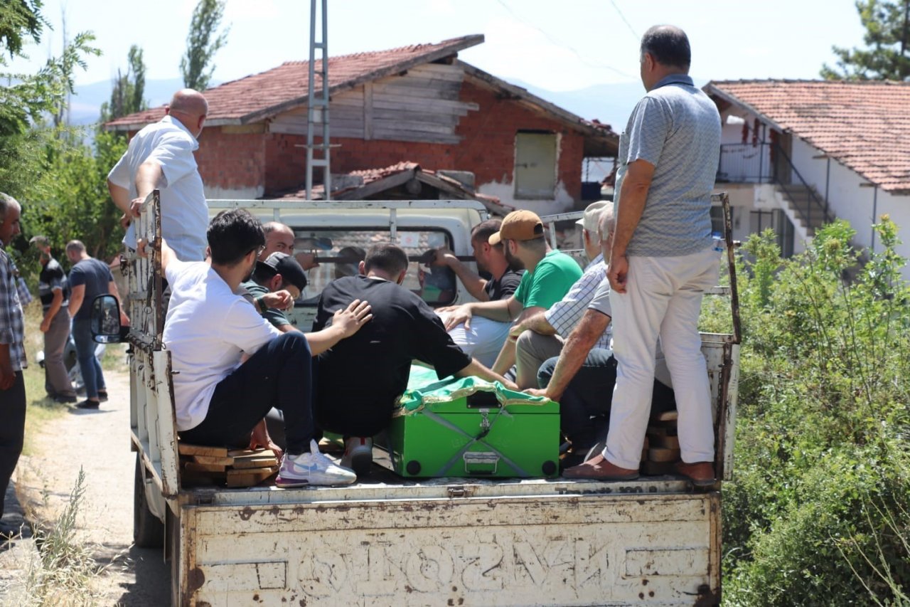 Düğün için gitti, kazada hayatını kaybetti
