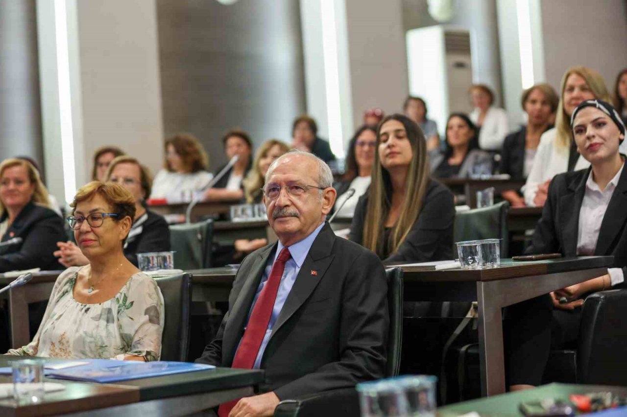 CHP lideri Kılıçdaroğlu: “Kur Korumalı Mevduat sahiplerine ödenen faiz 717 milyar lira”