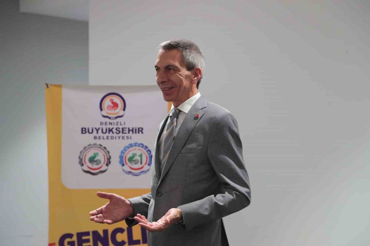 Yabancı dil eğitimini tamamlayan 50 genç sertifikalarını aldı