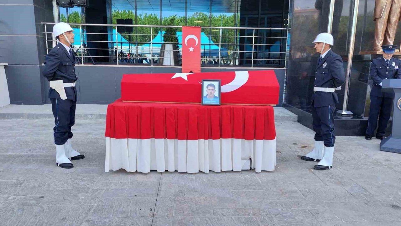 Edirne’deki feci kazada ölen polis için Tekirdağ’da tören düzenlendi