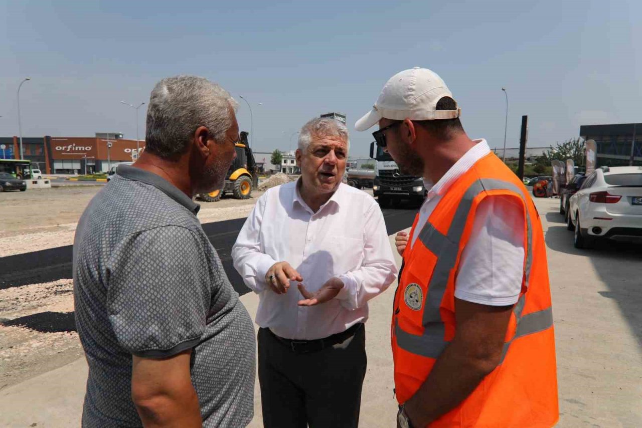 Erenler’de 8 sokak daha yenilendi