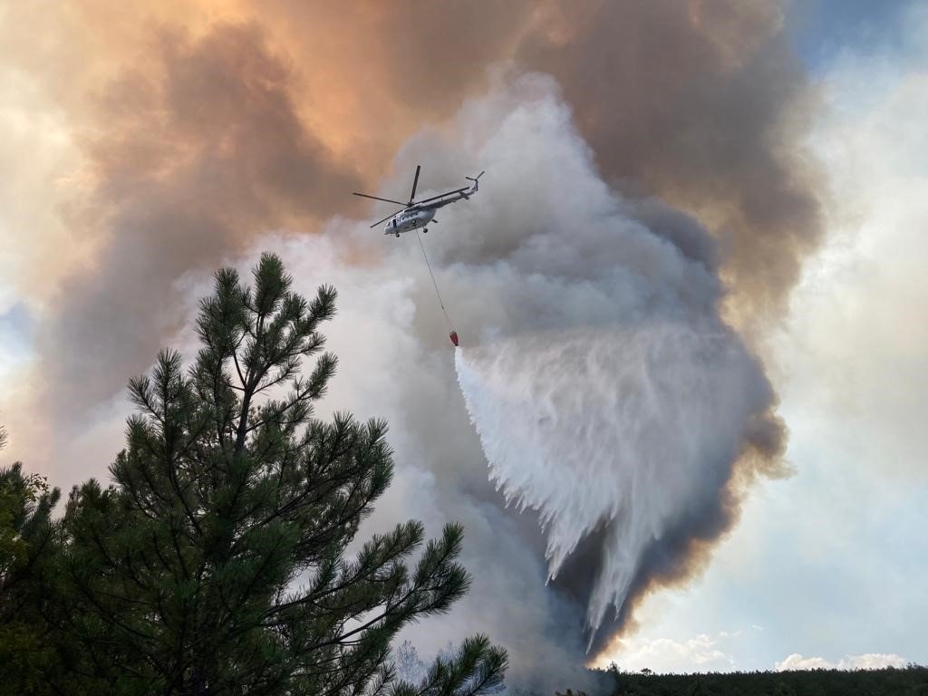 Seyitgazi yangınına havadan müdahale başladı