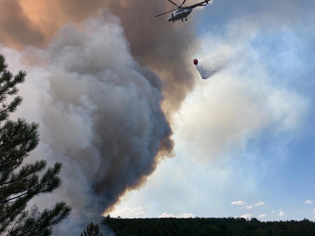 Seyitgazi yangınına havadan müdahale başladı
