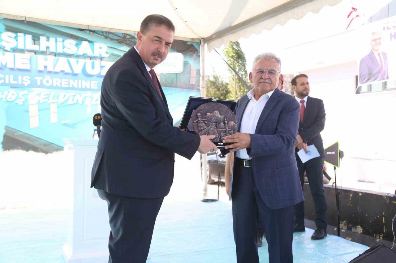 İlçe belediye başkanlarından Başkan Büyükkılıç’a "yatırım" teşekkürü