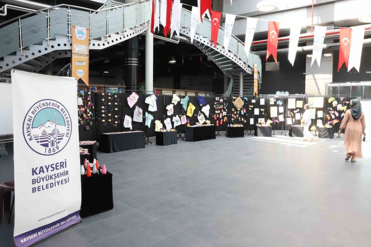 Büyükşehir KAYMEK Yaz Kursları, öğrencilerin gönlünü fethetti