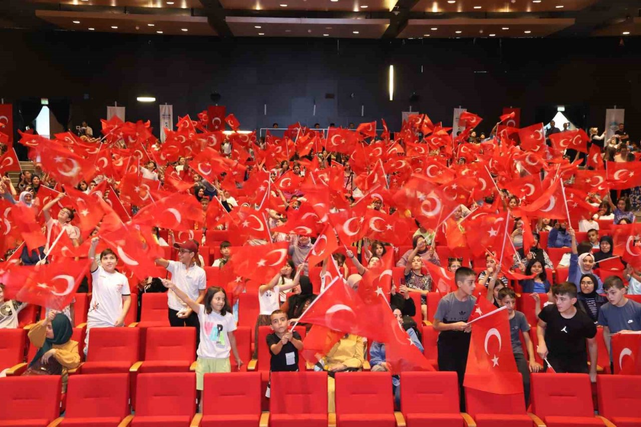 Büyükşehir KAYMEK Yaz Kursları, öğrencilerin gönlünü fethetti