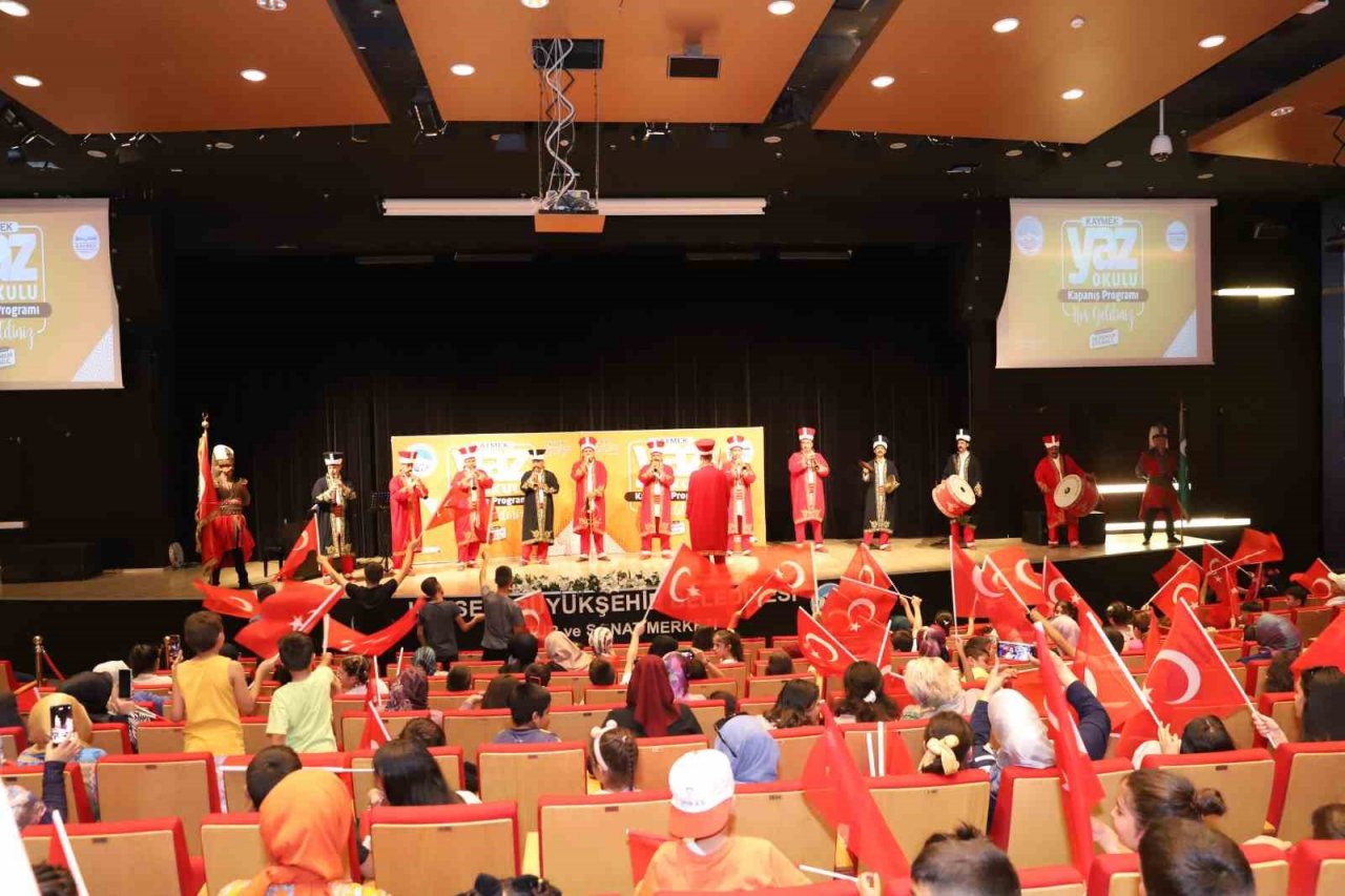 Büyükşehir KAYMEK Yaz Kursları, öğrencilerin gönlünü fethetti