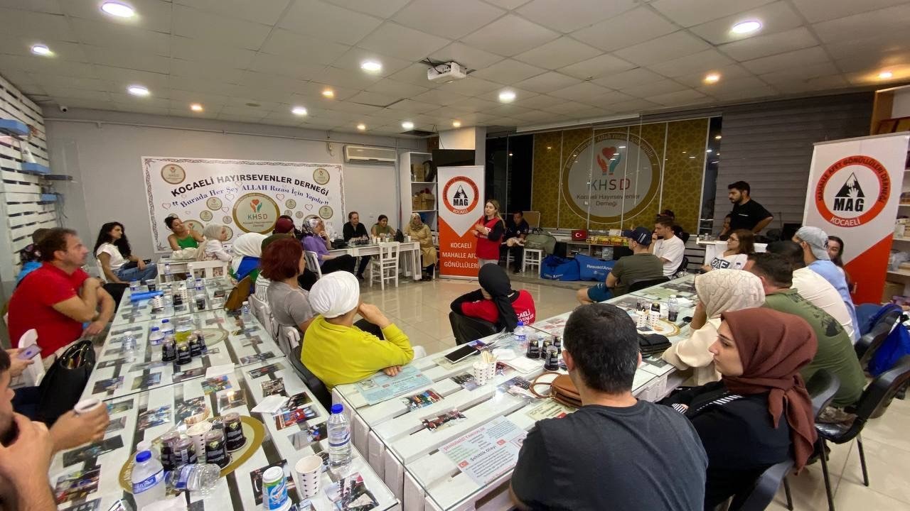 Afet durumunda hayatta kalma dersi veriliyor