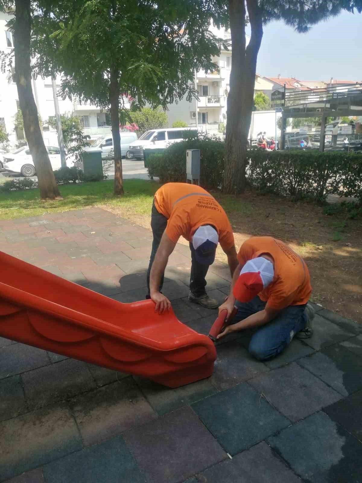 Marmaris park bahçeler ekipleri durmak bilmiyor