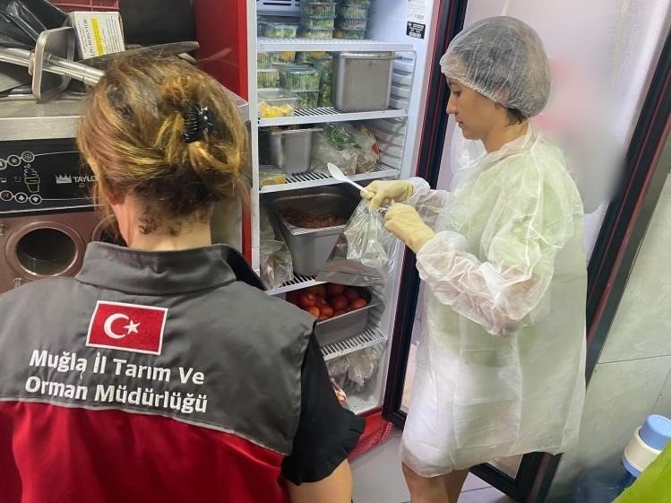 Fethiye’de 7 Kişinin zehirlenmesinin ardından işletme denetlendi