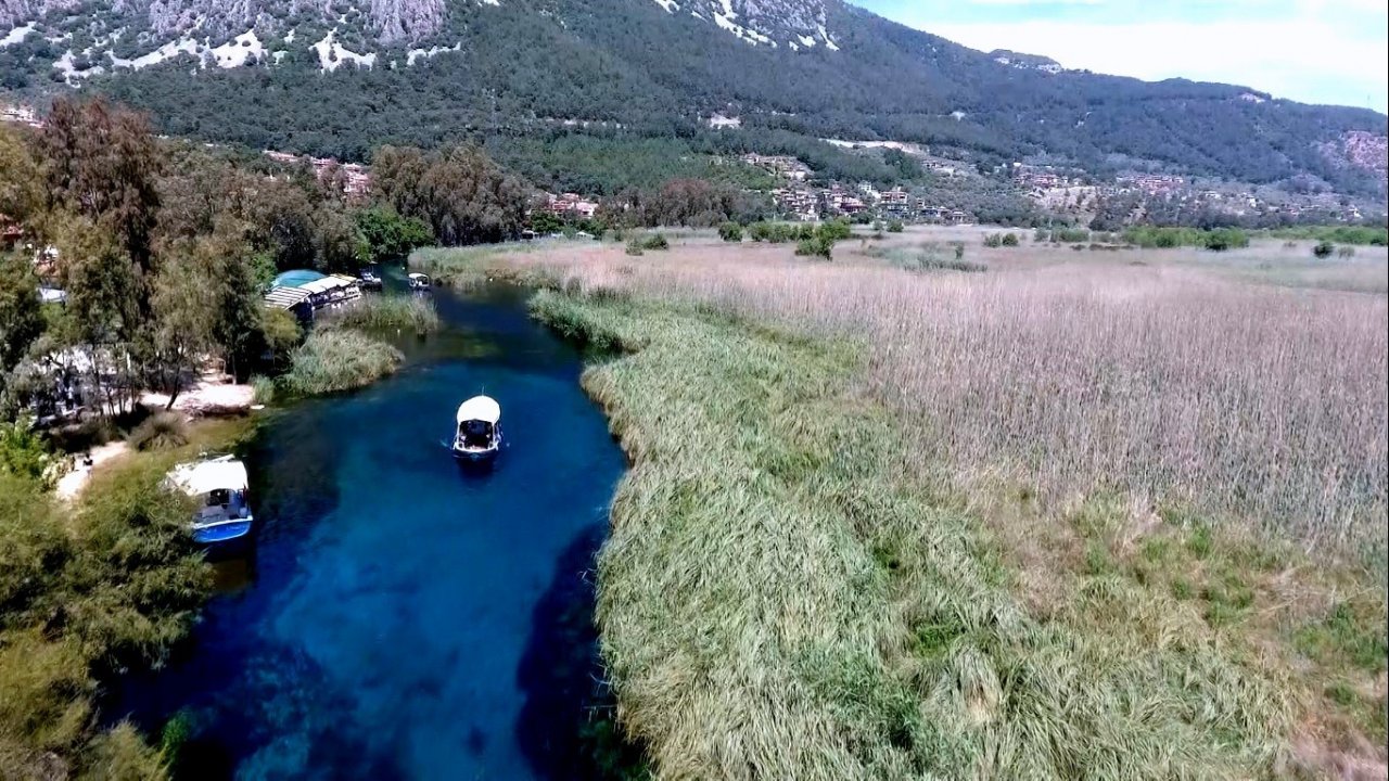 Akyaka Kadın Azmağı tekne turlarına vatandaşlardan yoğun ilgi
