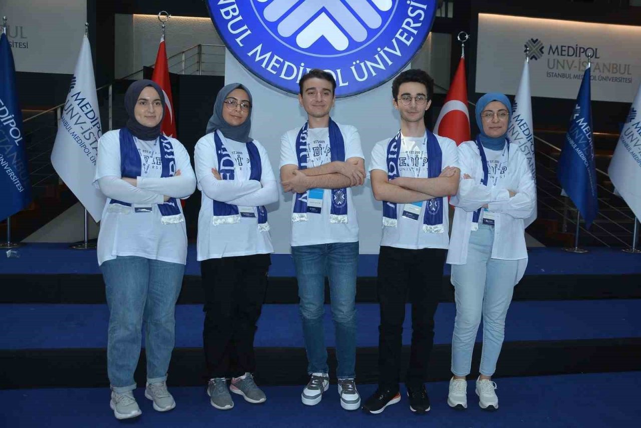 Türkiye’nin YKS şampiyonları Medipol Üniversitesi’nde tıp okuyacak