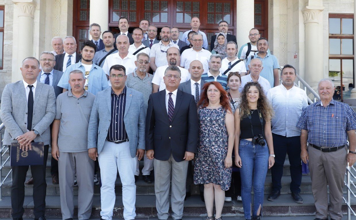 Rektör Süleyman Kızıltoprak basın mensuplarıyla bir araya geldi