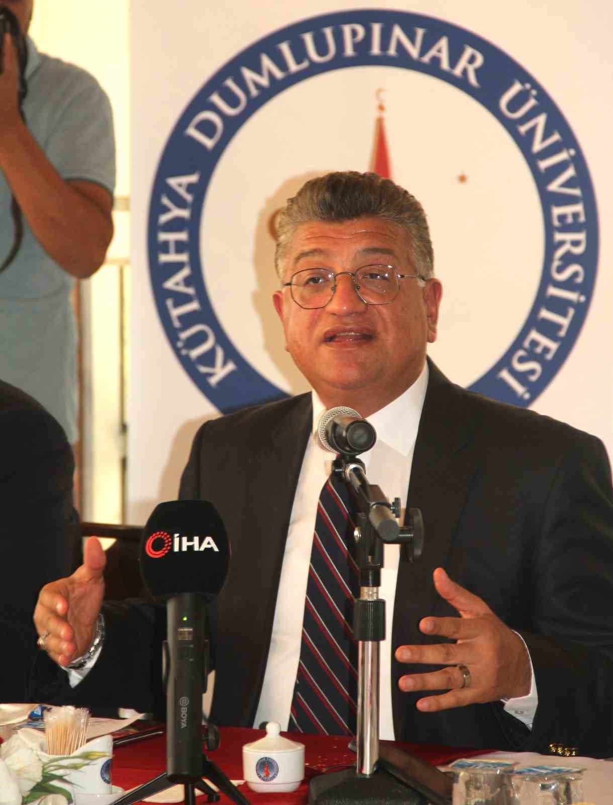 Rektör Süleyman Kızıltoprak basın mensuplarıyla bir araya geldi