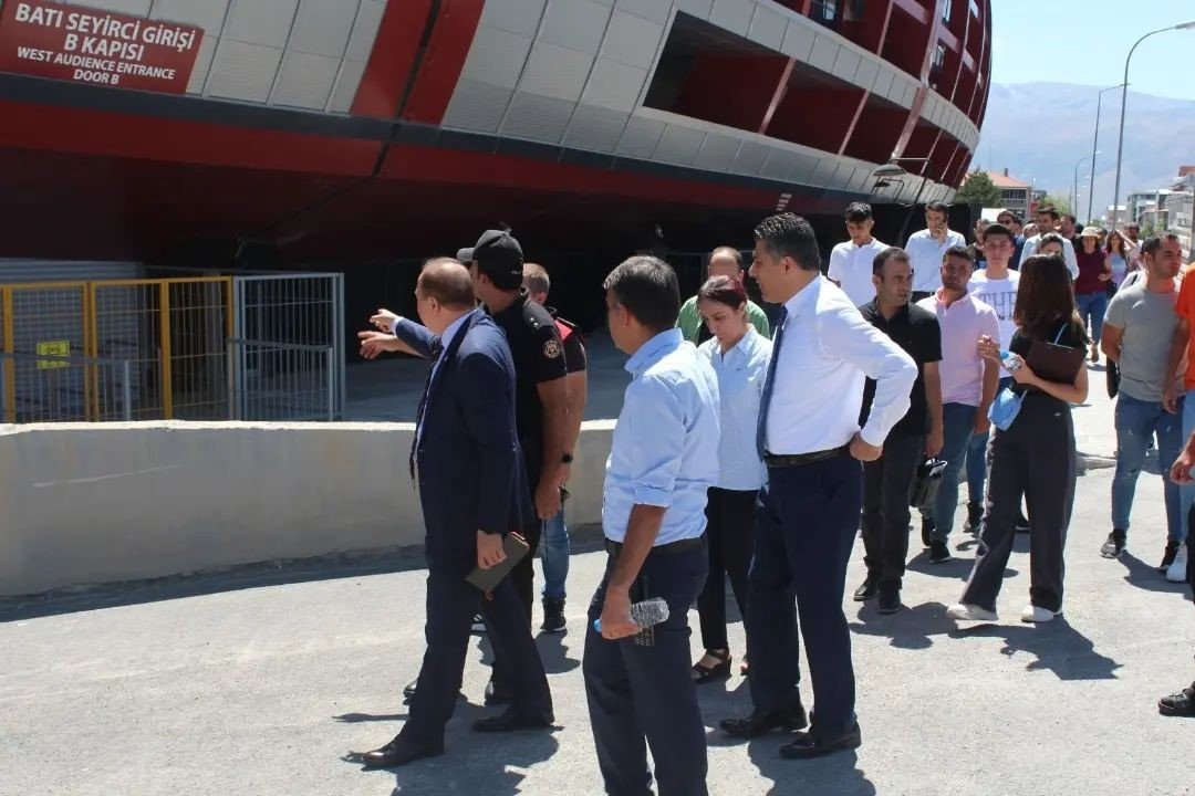 Spor karşılaşmalarında görev alan güvenlik personeline eğitim